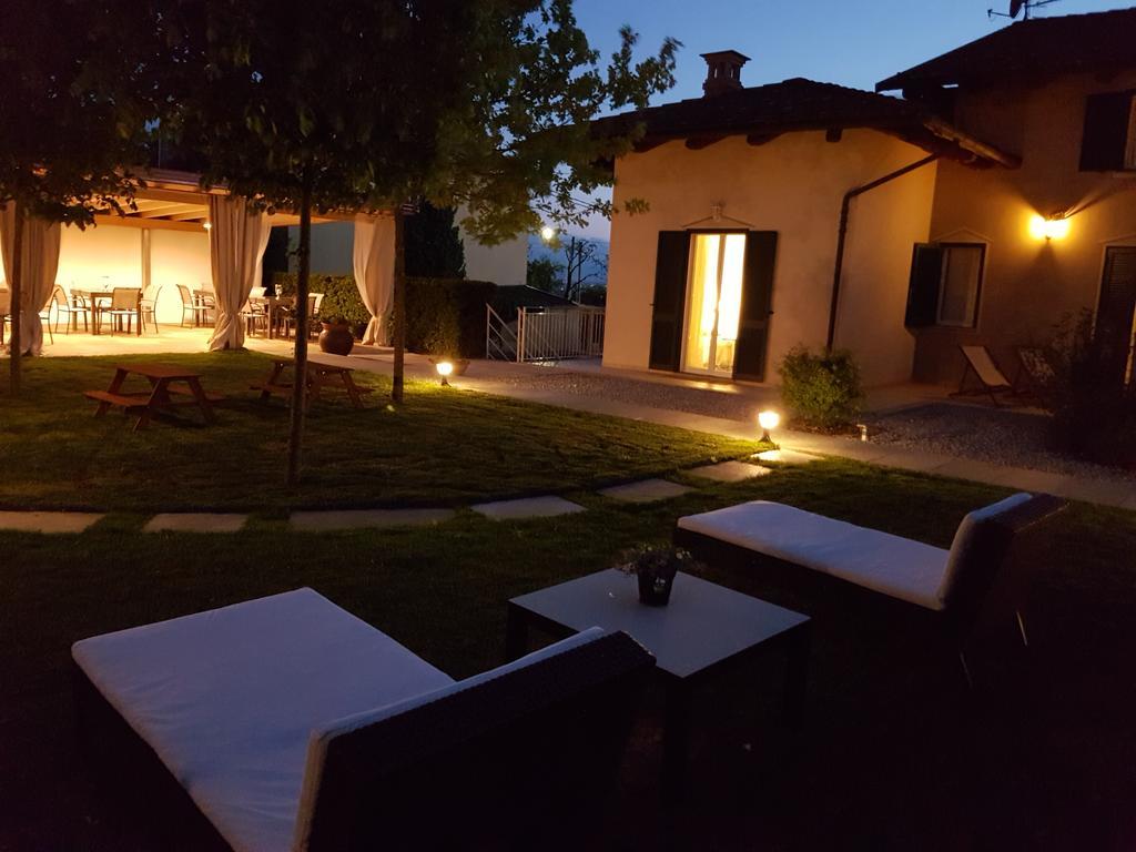 La Rosa Gialla Bio Apartments & Rooms Barolo Exteriér fotografie